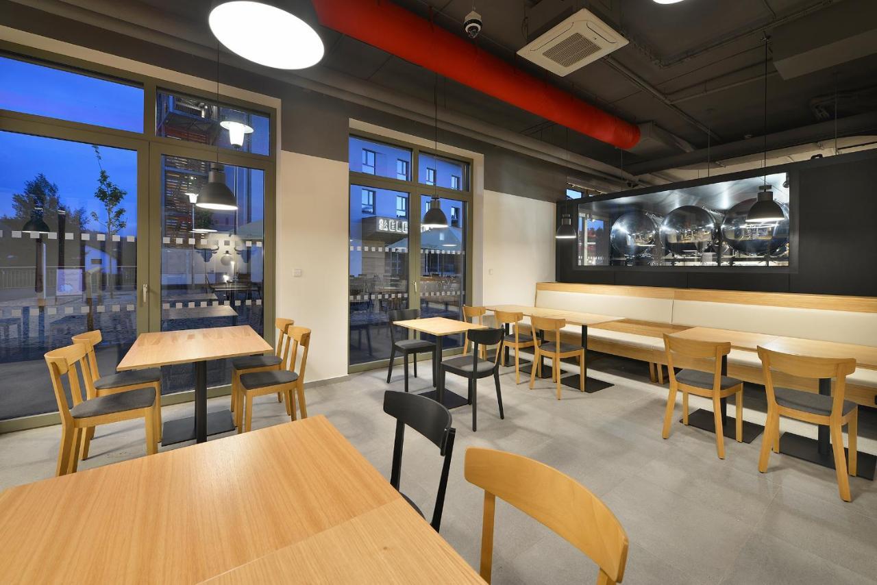 호텔 엘리먼트 리프노나드비타보브 외부 사진