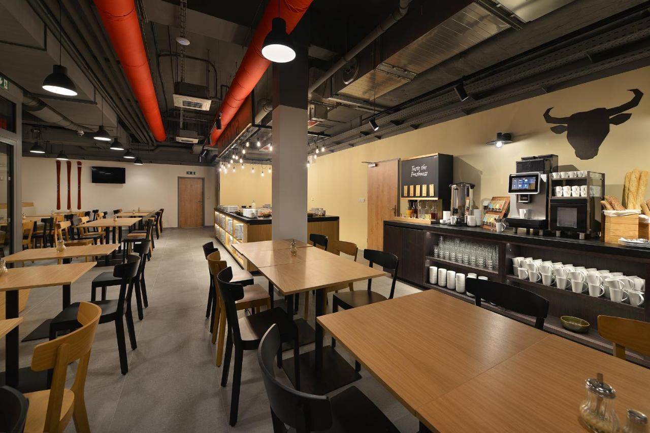 호텔 엘리먼트 리프노나드비타보브 외부 사진